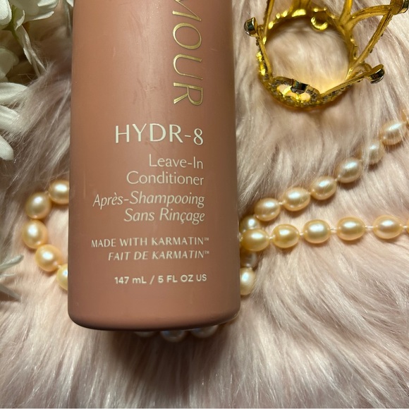 BRAND NEW VEGAMOUR
Detangling and Frizz Reducing HYDR-8 Leave-In
Conditioner - Picture 6 of 16